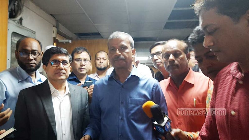 এখতিয়ারাধীন যা করার আছে, সর্বাত্মক চেষ্টা করব: আইন উপদেষ্টা