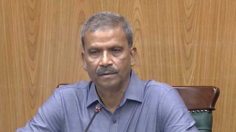 ৩১ অগাস্টের মধ্যে হয়রানিমূলক মামলা প্রত্যাহার: আইন উপদেষ্টা