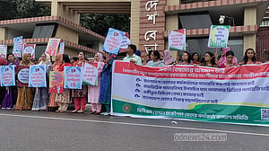 আন্দোলনে বেতার কর্মীরা, চান বৈষম্যের অবসান