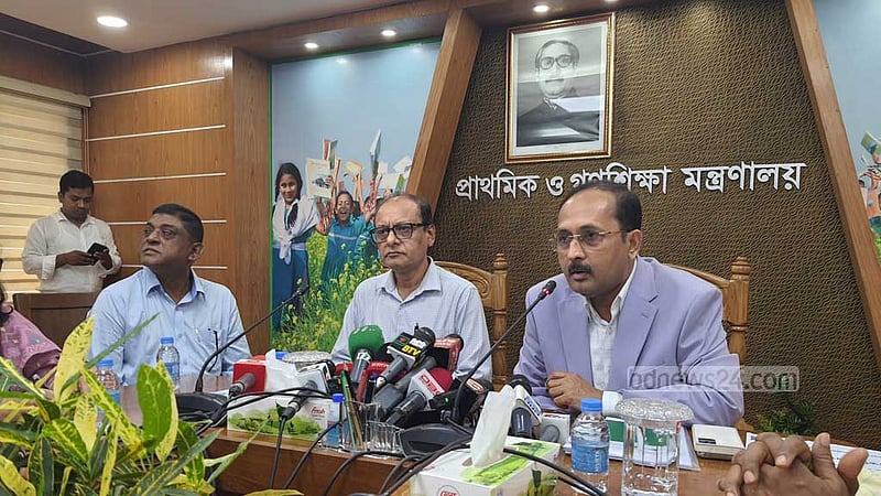 ছাত্র-জনতার দাবি অনুযায়ী কাজ করব: উপদেষ্টা বিধান রঞ্জন