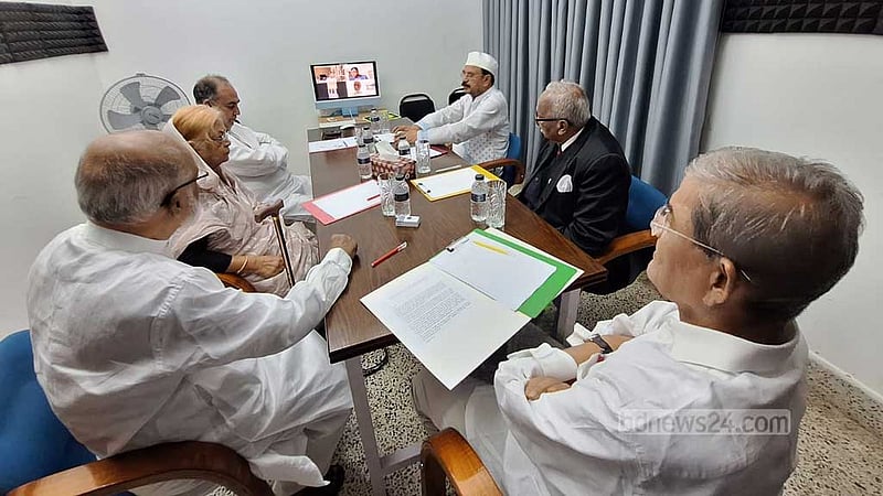 তিন সপ্তাহ পর খুলল বিএনপির অফিস, গুলশানে বৈঠকে স্থায়ী কমিটি