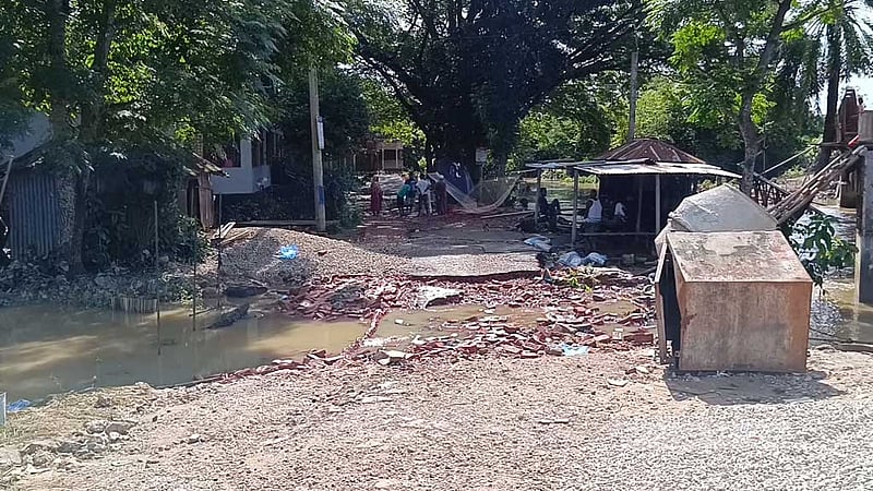 বন্যা: ব্রাহ্মণবাড়িয়ায় পানি কমছে, এখনও বন্ধ আখাউড়া স্থলবন্দর