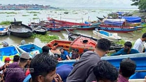বন্যার্তদের উদ্ধারে স্পিডবোটের ভাড়া বেশি নেওয়ার অভিযোগ