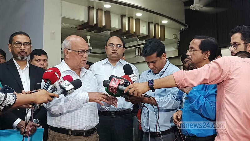 ভুয়া মুক্তিযোদ্ধাদের শাস্তি পেতে হবে: উপদেষ্টা ফারুক-ই-আজম