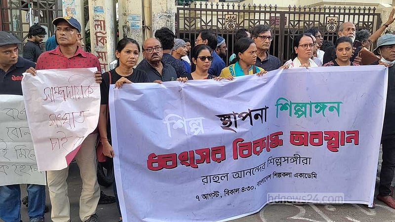 আক্রান্ত ভাস্কর্য-শিল্প স্থাপনা, সংস্কৃতিকর্মীদের কিছু প্রশ্ন