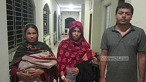 কুমিল্লায় আশ্রয়কেন্দ্রে পৃথিবীর আলো দেখল ‘সুবর্ণা’
