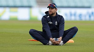 অবসরে সাবেক এক নম্বর ব্যাটসম্যান মালান