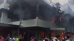 ধানমন্ডি ৩২ নম্বরে আগুনের বিচার একদিন হবেই: কাদের সিদ্দিকী