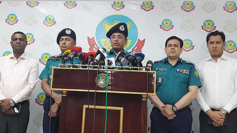 নাশকতা: প্রয়োজনে ‘সর্বোচ্চ ক্ষমতা’ প্রয়োগের হুঁশিয়ারি ডিএমপির