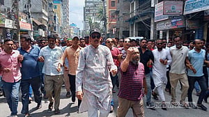 জেলায় জেলায় দ্বিতীয় দিনের মত বিএনপির অবস্থান