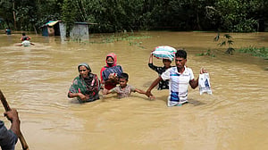 অজানা দুশ্চিন্তায় ফিকে বন্দিদশা কাটার স্বস্তি