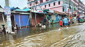 ফেনী এখন অনেক দূর!
