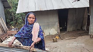 বন্যা: চালের ওপর দেলোয়ারের ‘দুরু দুরু’ চার দিন