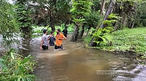 ‘খামু কইত্তুন, বাঁচুম কেমনে?’