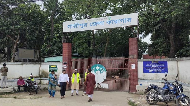 গাজীপুর জেলা কারাগারে গোলাগুলি, আহত ১৬