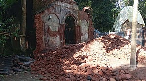 ভূ-পর্যটক রামনাথ বিশ্বাসের বসতভিটার মন্দির ভাঙচুর