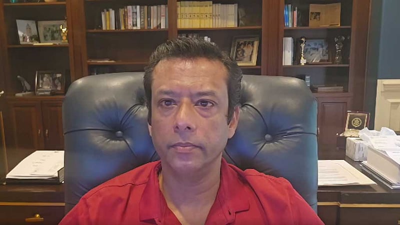 শেখ পরিবারের রাজনীতিতে ফেরার ইঙ্গিত দিলেন জয়