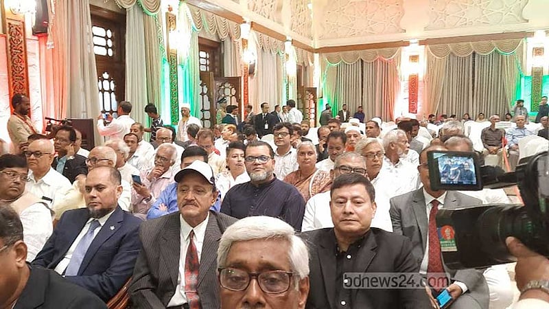 অন্তর্বর্তী সরকারের শপথ: অতিথি সারিতে নেই আওয়ামী লীগ, আছেন কারা