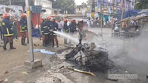 তারেক রহমানের ভিডিও কনফারেন্সের সময় বিএনপির দুপক্ষের সংঘর্ষ