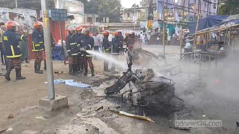 তারেক রহমানের ভিডিও কনফারেন্সের সময় বিএনপির দুপক্ষের সংঘর্ষ