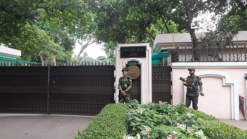 ৭ ইসলামি দলের সঙ্গে বৈঠকে প্রধান উপদেষ্টা