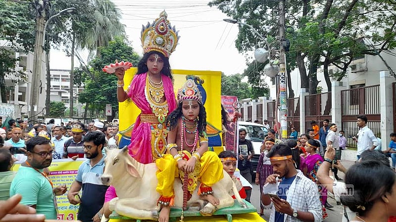 কোনো রাজনৈতিক দলের খুঁটি হবেন না, হিন্দুদের আসিফ নজরুল