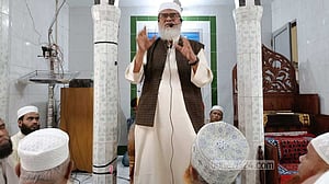 রোজা ও পূজা একইসময়ে হতে সমস্যা নেই: ধর্ম উপদেষ্টা