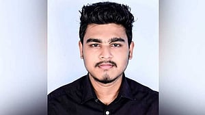 ফেনীতে বন্যার্তদের উদ্ধারে গিয়ে পানিতে ডুবে তরুণের মৃত্যু