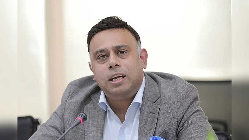 সিদ্ধান্ত বদল, বিএসইসির নেতৃত্ব নিচ্ছেন না মাসরুর রিয়াজ