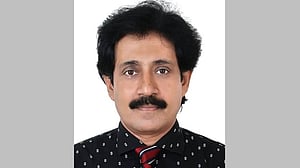 কবি নজরুল বিশ্ববিদ্যালয়ের উপাচার্য সৌমিত্র শেখরের পদত্যাগ