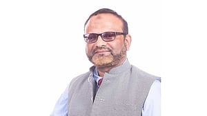 ঢাবির নতুন উপাচার্য নিয়াজ আহমেদ খান, প্রজ্ঞাপন জারি