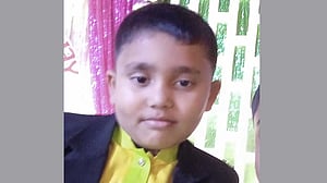 নোয়াখালীতে ফিতা নিয়ে খেলতে গিয়ে গলায় ফাঁস লেগে শিশুর মৃত্যু