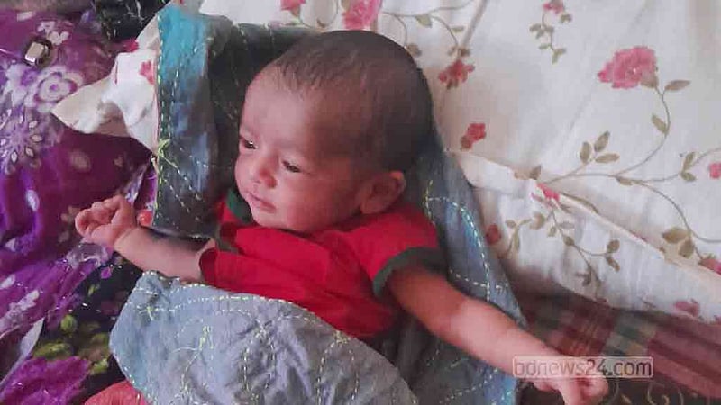 বন্যা: নোয়াখালীতে আশ্রয়কেন্দ্রে সন্তান প্রসব