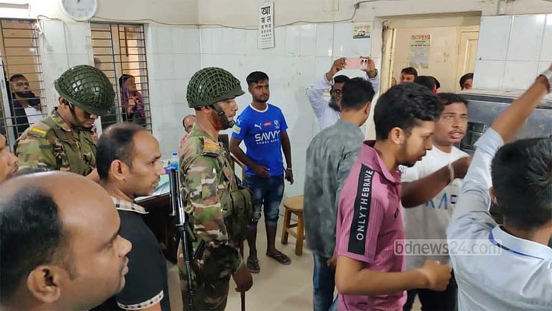 নরসিংদীতে সাংবাদিককে গুলি