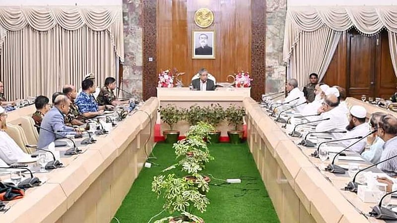 সংসদ ভেঙে তিন মাসে নির্বাচন: রাষ্ট্রপতির সঙ্গে বৈঠক শেষে ফখরুল
