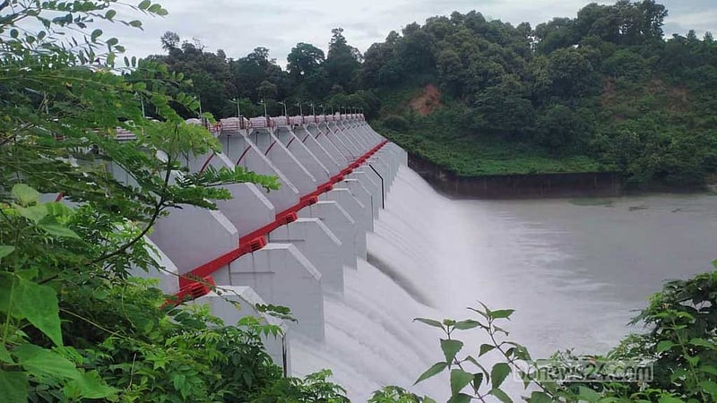 ৬ ঘণ্টা পর বন্ধ হল কাপ্তাইয়ের জলকপাট, পরিস্থিতি স্বাভাবিক