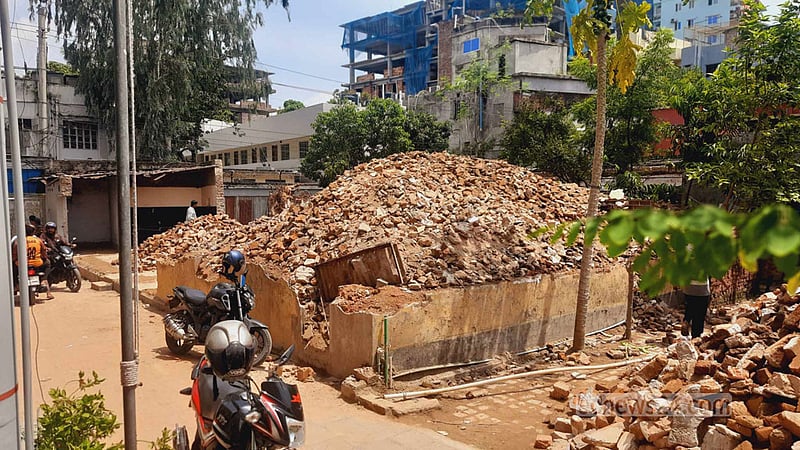 বাংলাদেশের মানুষই ভাঙল ঋত্বিকের বাড়ি