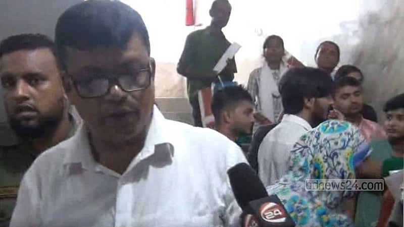 সাতক্ষীরা পাসপোর্ট অফিসে নারী সাংবাদিককে লাঞ্ছনার অভিযোগ