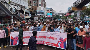 সায়েন্সল্যাবে শিক্ষার্থীদের অবস্থান, বিক্ষোভ প্রেসক্লাবেও