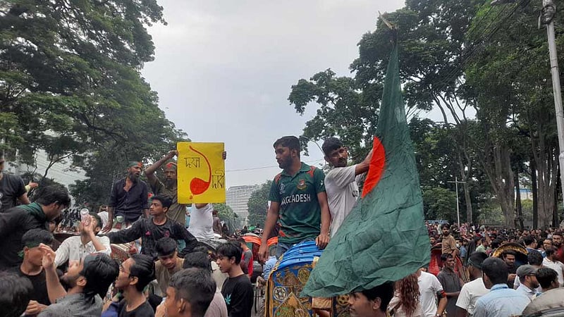 চলমান আন্দোলন ও আরব বসন্তের স্মৃতি
