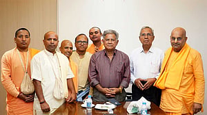 সংখ্যালঘুদের নিরাপত্তায় ‘সর্বোচ্চ’ পদক্ষেপ নেওয়া হয়েছে: স্বরাষ্ট্র উপদেষ্টা