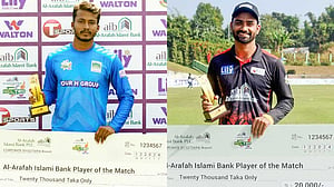 দুর্দান্ত বোলিংয়ে ফাহাদের ৪ উইকেট, আলিসের শিকার ৩টি