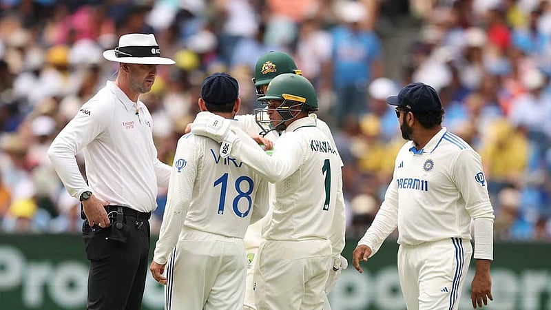 কনস্টাসকে ধাক্কা মেরে শাস্তি পেলেন কোহলি