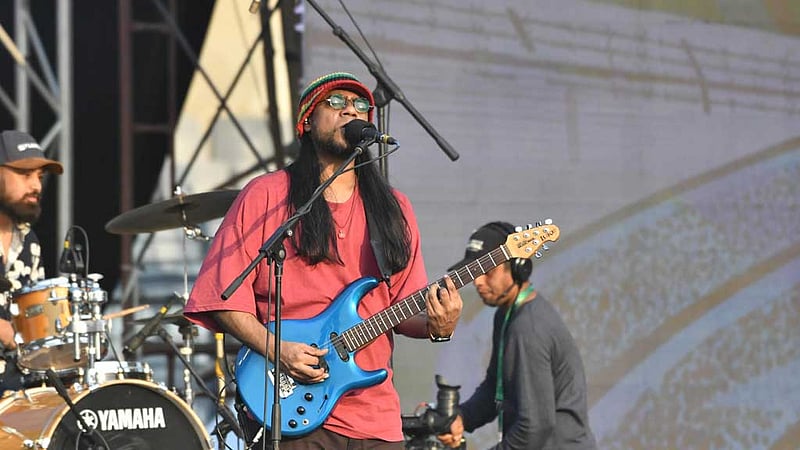 রাফার গানে শুরু, অপেক্ষা রাহাত ফতেহ আলী খানের