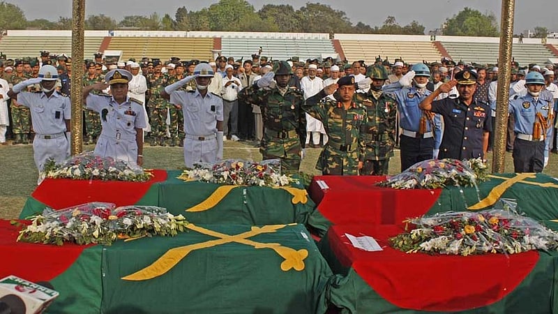 পিলখানা হত্যায় তদন্ত কমিশন গঠনে সরকারের বক্তব্য ‘সাংঘর্ষিক’: আইনজীবী