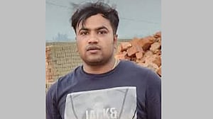 বগুড়ায় শ্রমিক লীগের আলোচিত তুফান সরকার গ্রেপ্তার