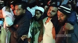 ব্রাহ্মণবাড়িয়ায় আইনজীবীর কক্ষে নাগরিক কমিটির ৩ নেতার ওপর হামলার অভিযোগ