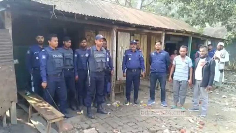ব্রাহ্মণবাড়িয়ায় পরিত্যক্ত মালামাল কেনা নিয়ে বিএনপির দুপক্ষের সংঘর্ষ, আহত ১০