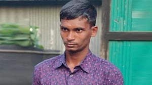 চাঁদপুরে মাছের খামার থেকে নিখোঁজ যুবকের লাশ উদ্ধার