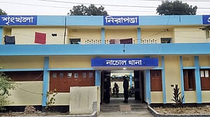 চাঁপাইনবাবগঞ্জে বিজয় দিবসের অনুষ্ঠান শেষে ছুরিকাঘাতে নিহত ২